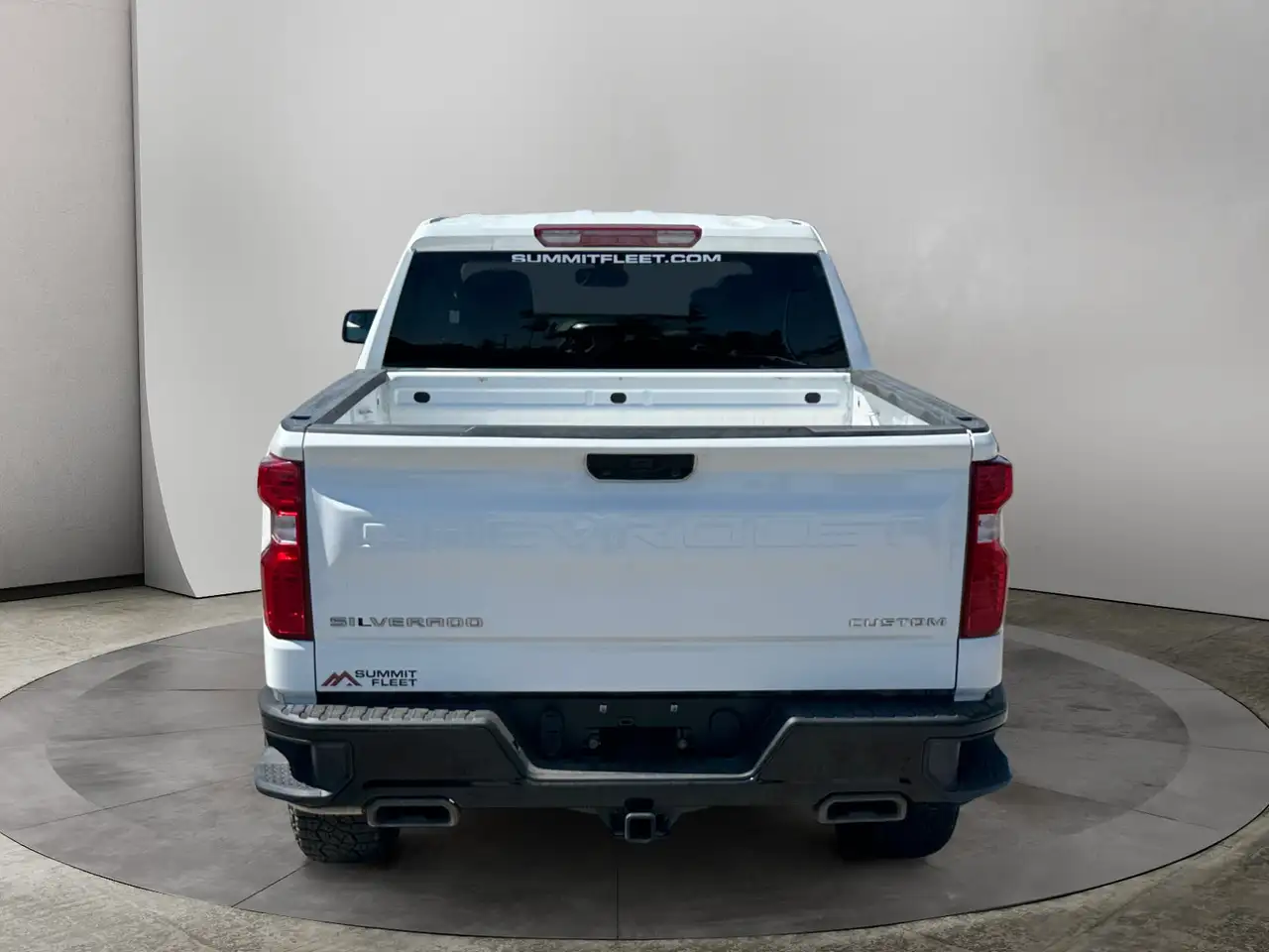 Chevrolet Silverado 1500 - Image 4