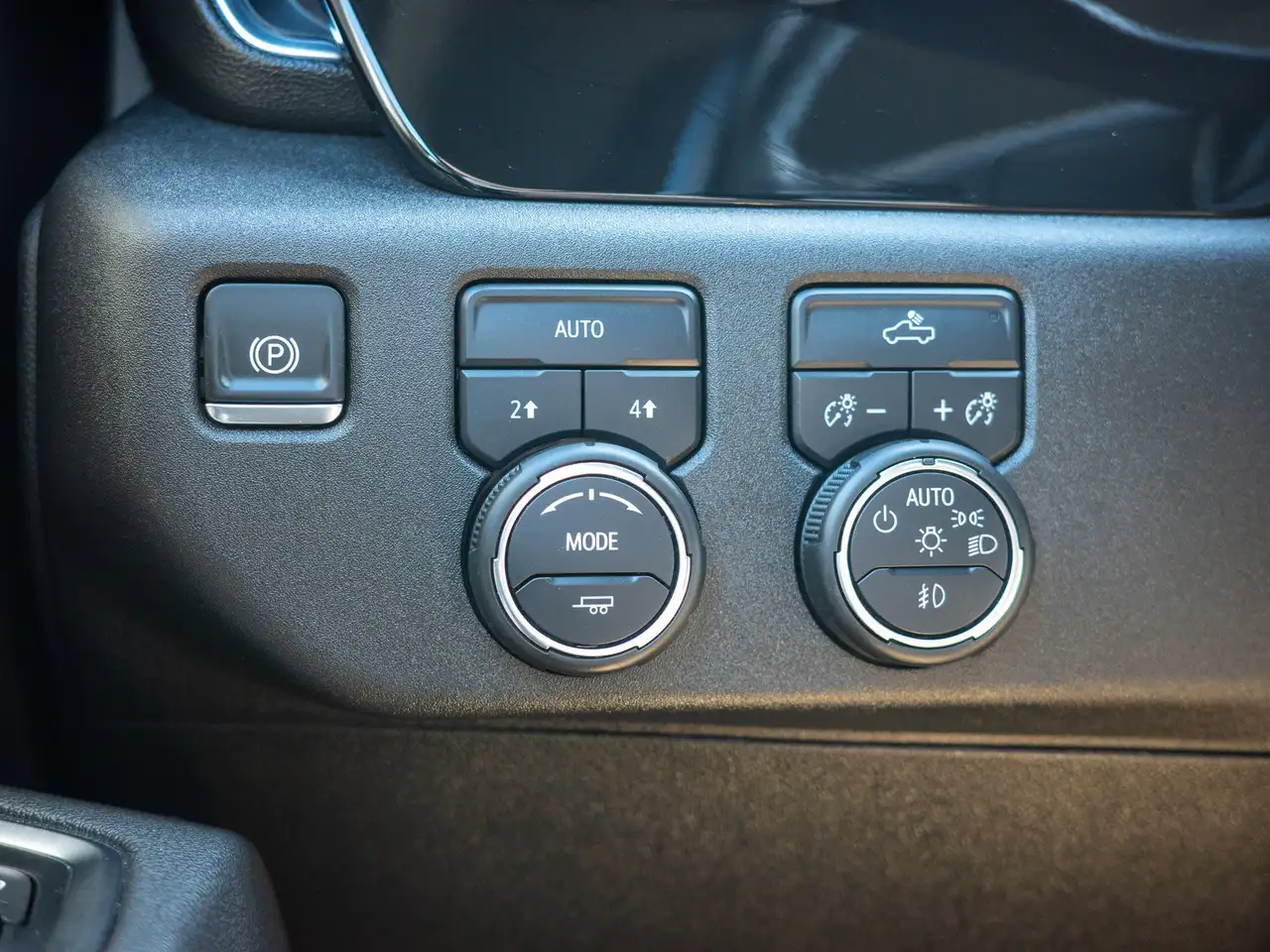 Chevrolet Silverado 1500 - Image 33
