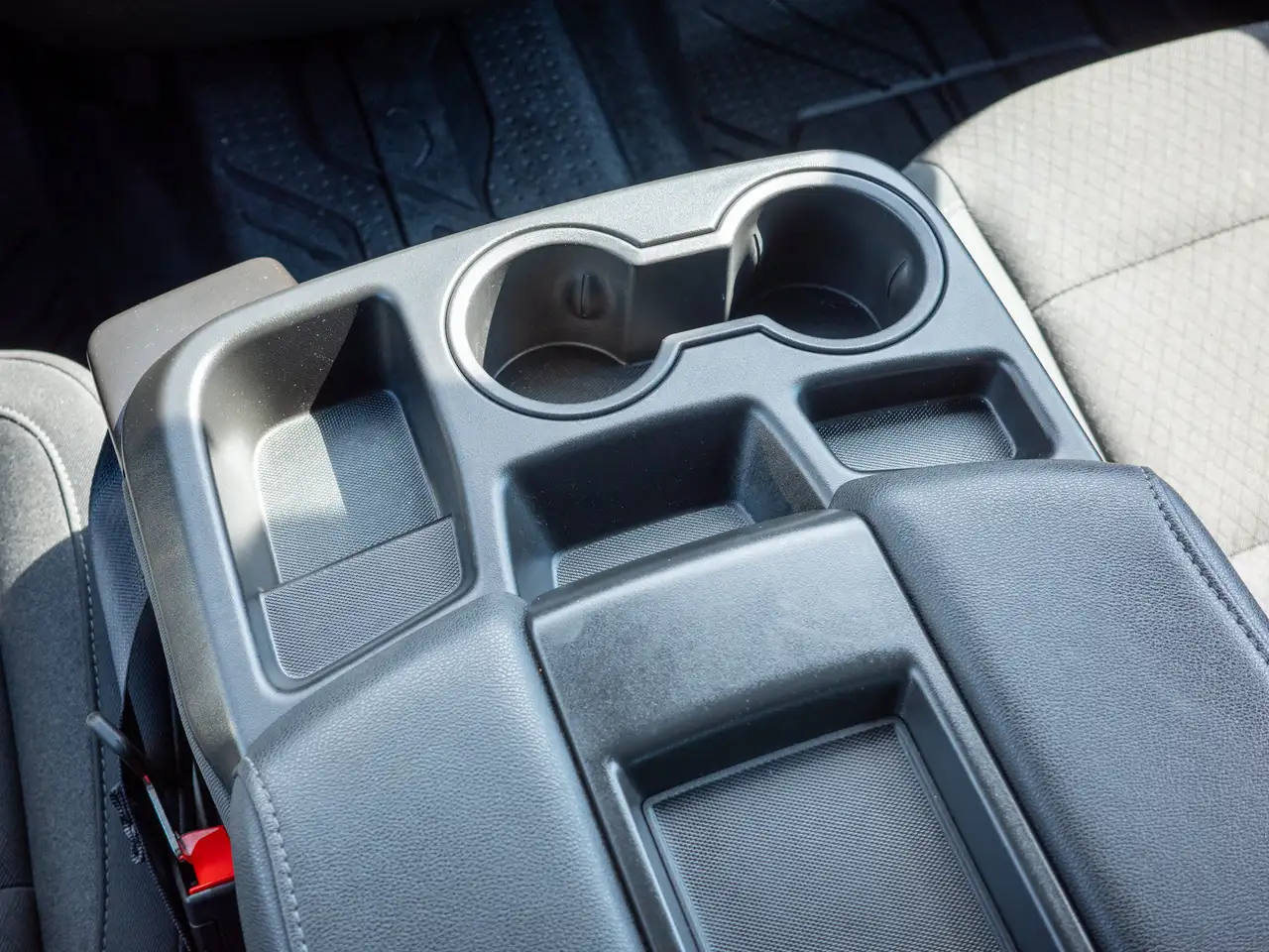 Chevrolet Silverado 1500 - Image 48