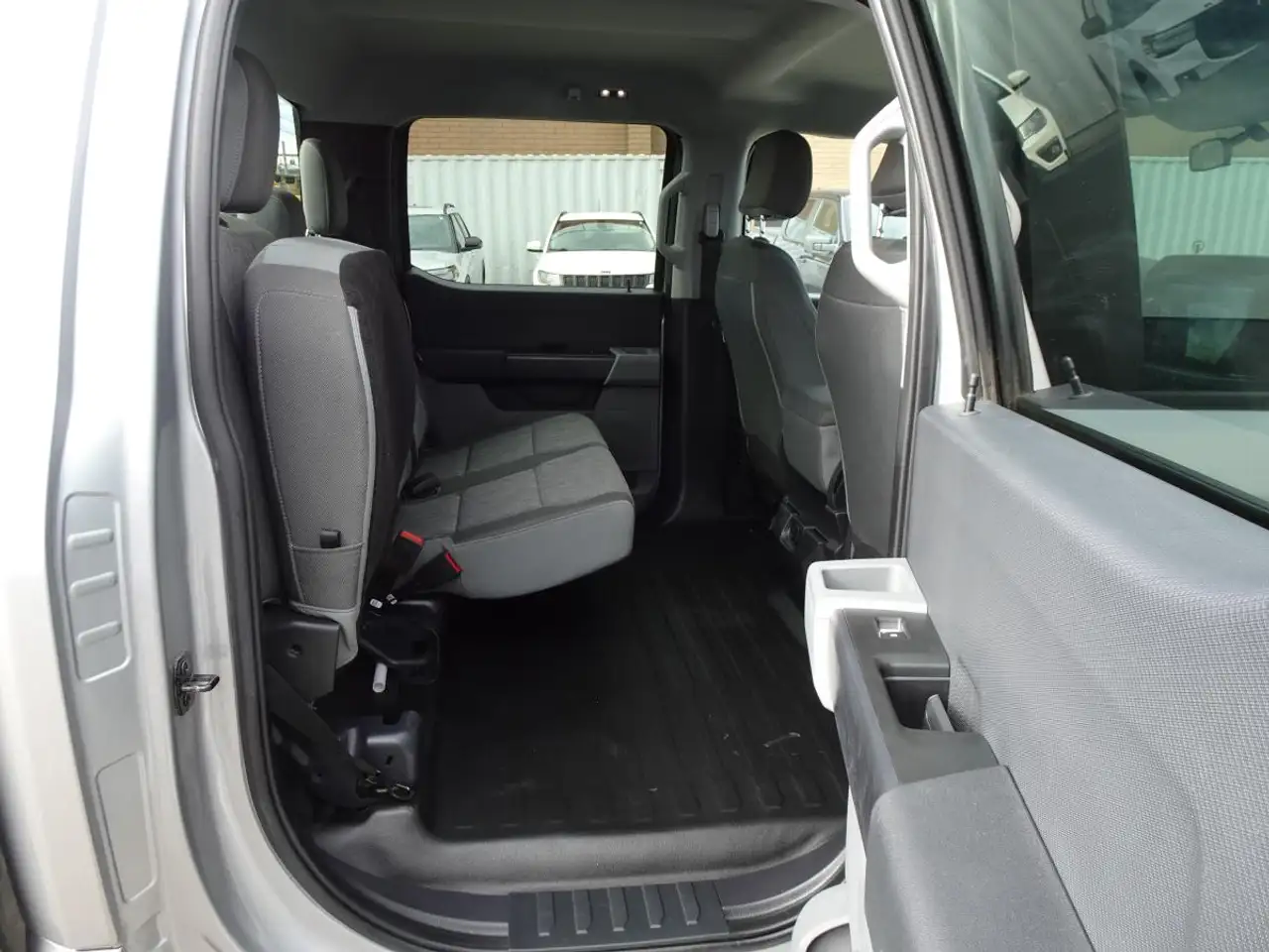 Ford F-150 - Image 15
