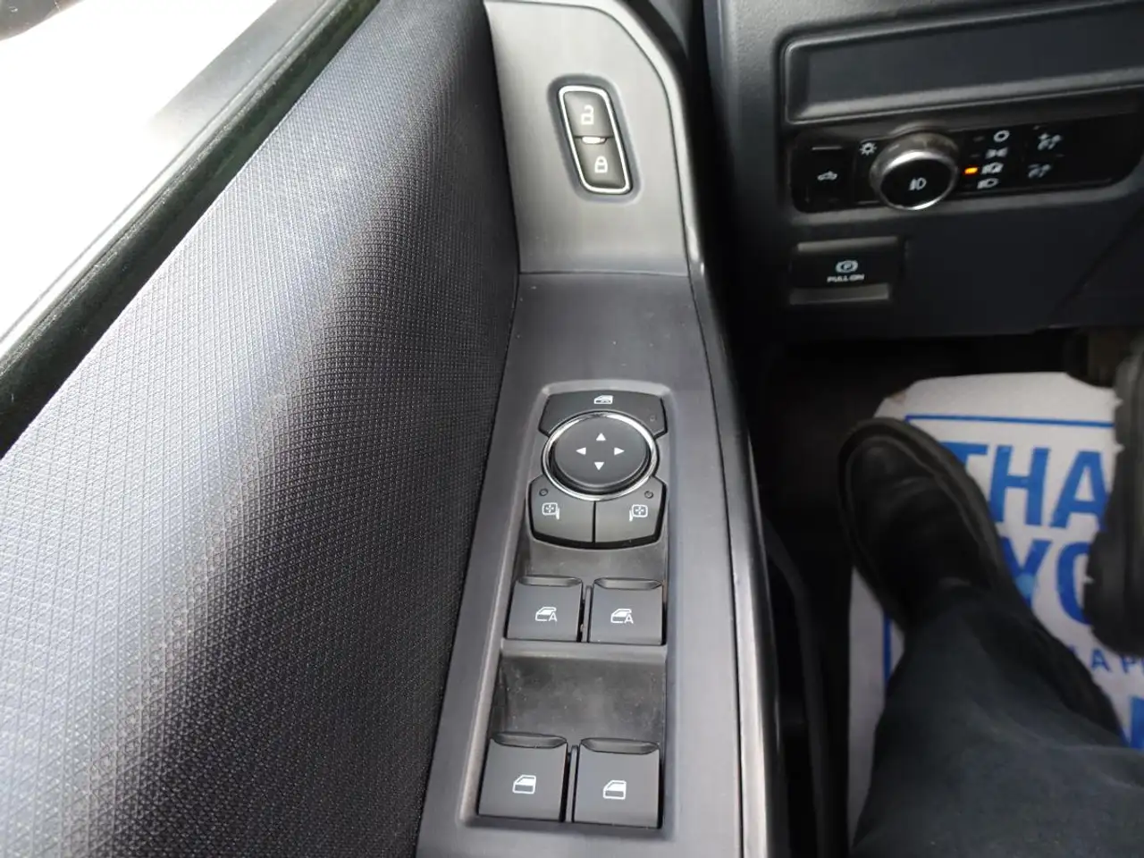 Ford F-150 - Image 39