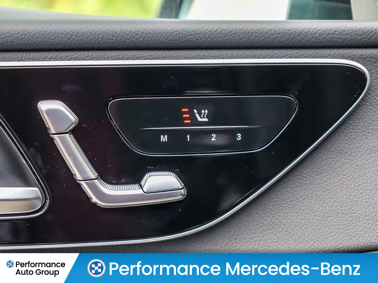 Mercedes-Benz C-Class - Image 18