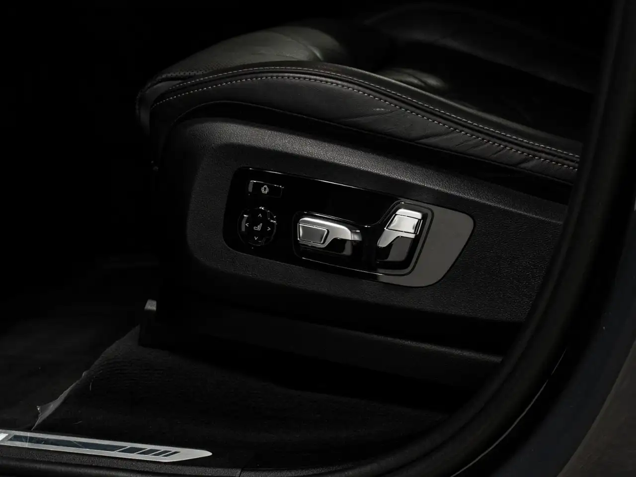 BMW X5 - Image 31