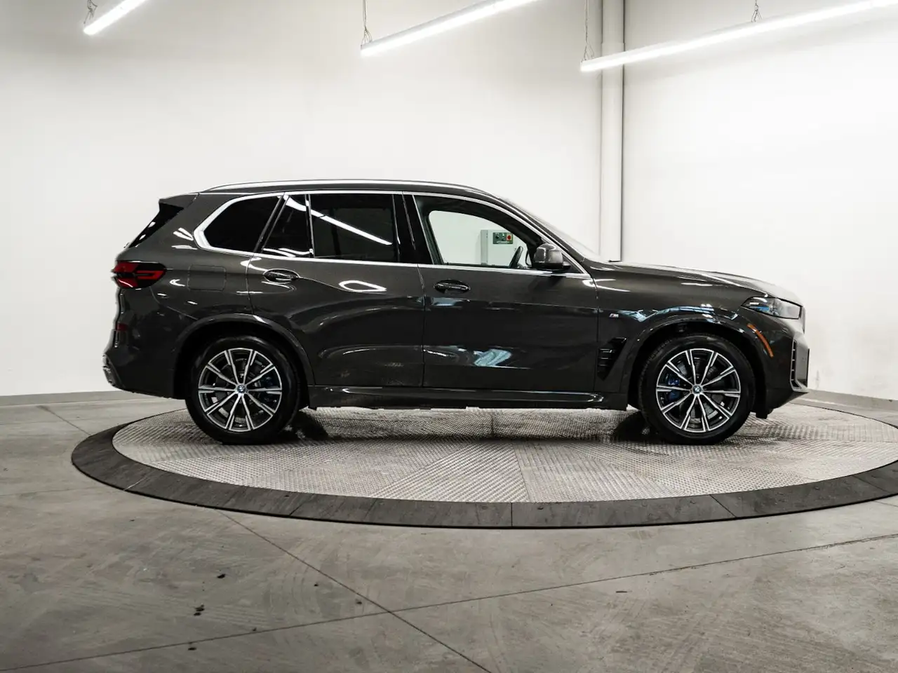BMW X5 - Image 7