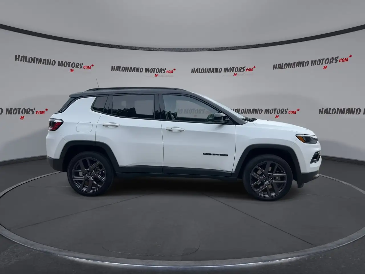 Jeep Compass - Image 9