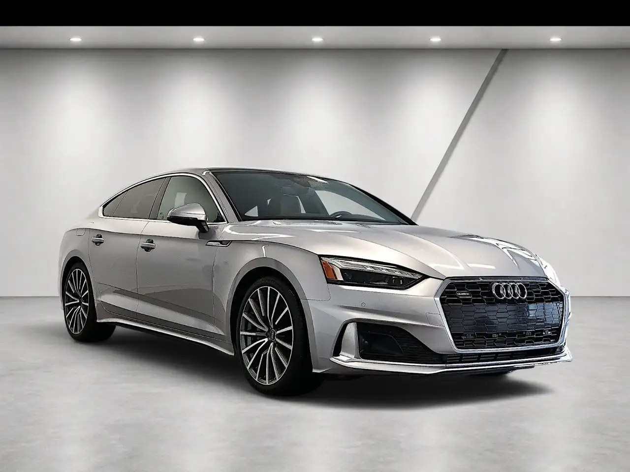Audi A5 - Image 1