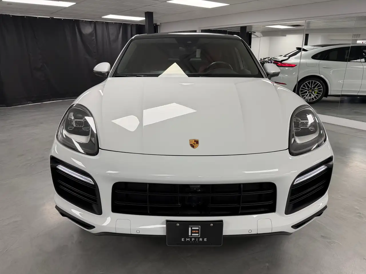Porsche Cayenne - Image 11