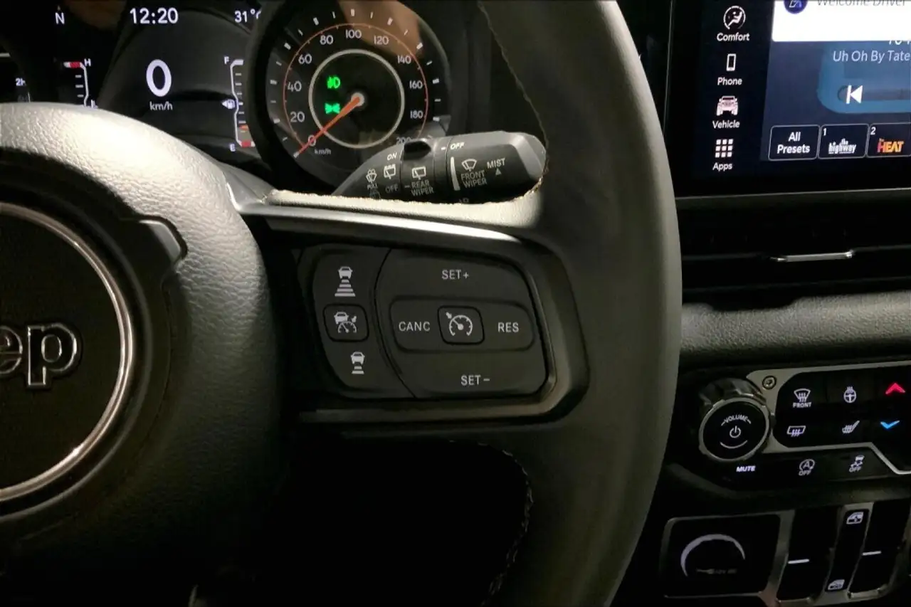 Jeep Wrangler - Image 19